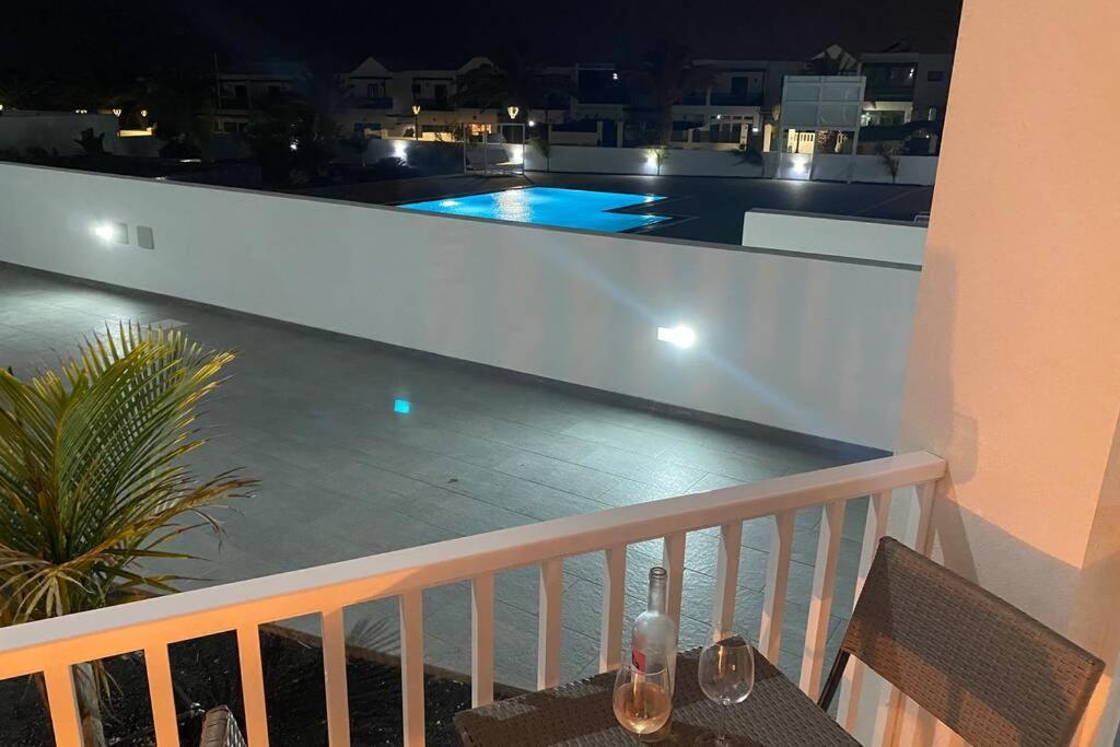 Oasis View Lanzarote Apartment Costa Teguise Luaran gambar